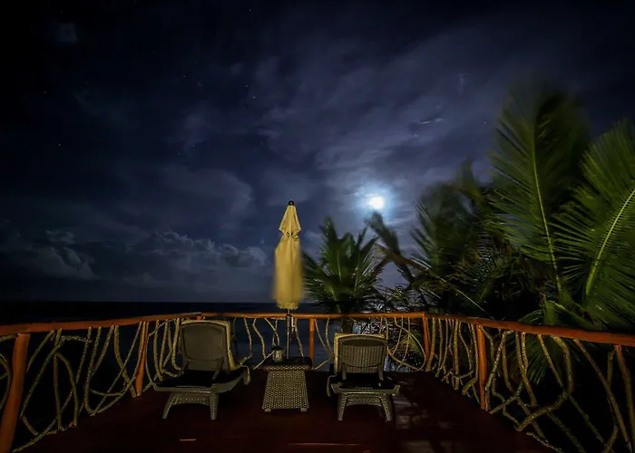 Keniza Beach Hotel