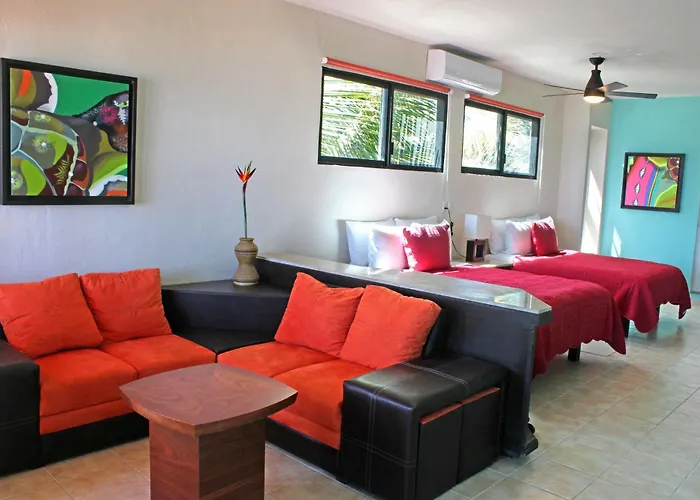 Hotel Keniza Beach 3*
